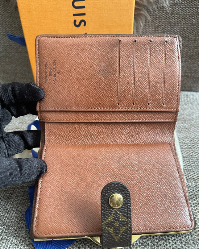 Preloved Authentic Louis Vuitton Monogram French Purse Wallet
