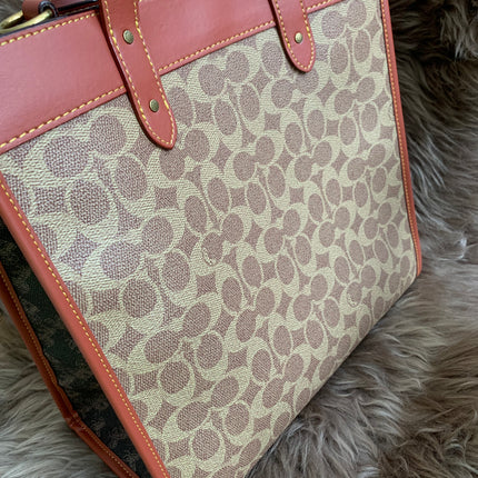 COACH Field Tote in Signature Canvas with Horse & Carriage Print