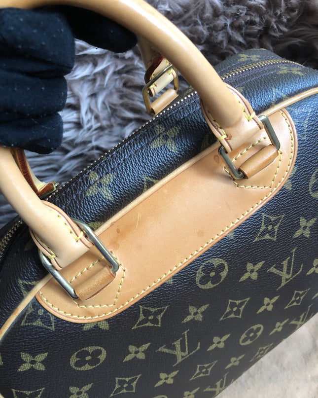 Preloved LOUIS VUITTON Monogram Trouville