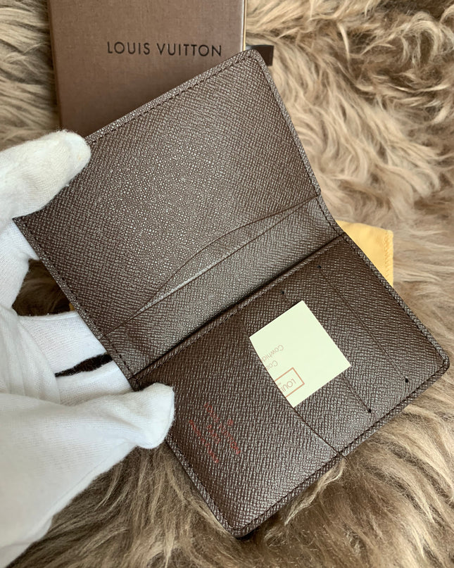 LOUIS VUITTON
Damier Ebene Canvas Pocket Organizer