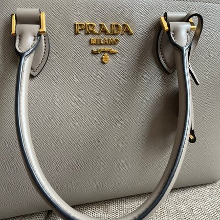 Preloved Authentic Prada Saffiano Lux Tote