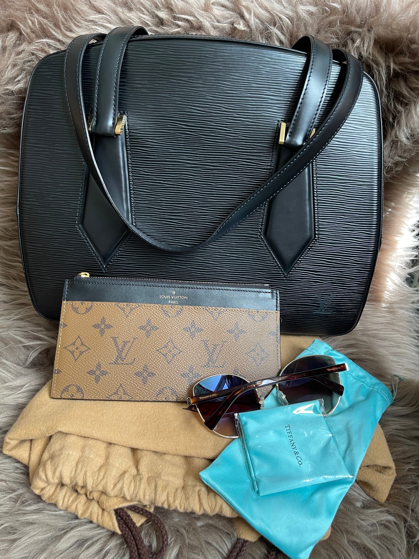Preloved LOUIS VUITTON Voltaire Epi Leather Shoulder Bag