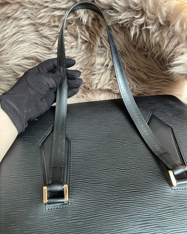 Preloved LOUIS VUITTON Voltaire Epi Leather Shoulder Bag