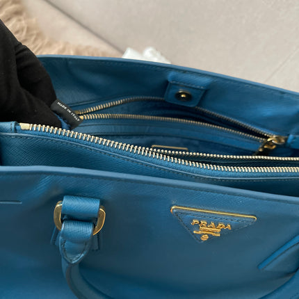 Preloved Authentic Prada Light Blue Galleria Tote Bag