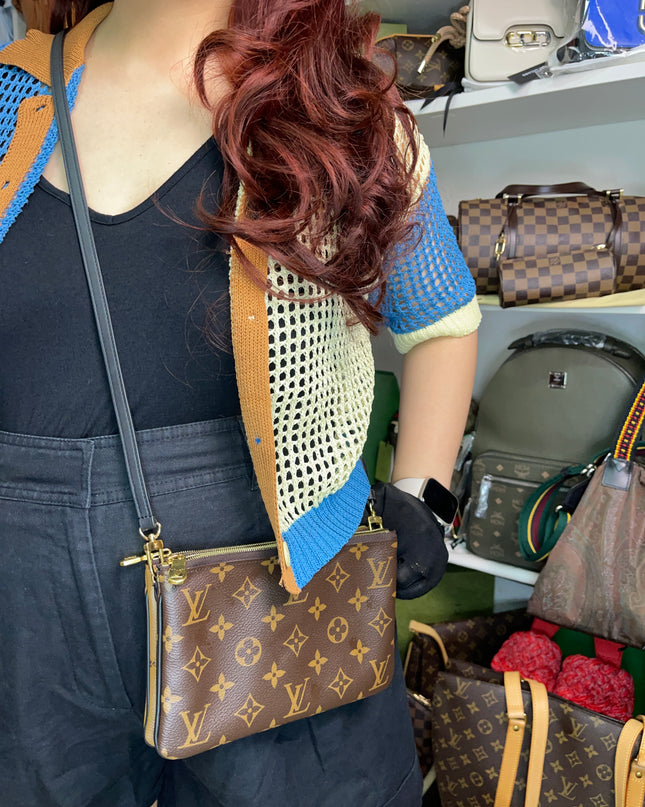 Preloved Louis Vuitton Monogram Giant Reverse Pochette Double Zip Crossbody Bag