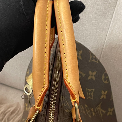 Preloved Authentic Louis Vuitton Speedy 25
