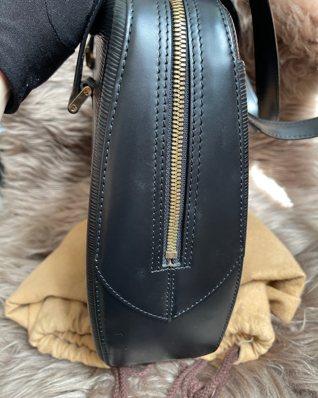 Preloved LOUIS VUITTON Voltaire Epi Leather Shoulder Bag