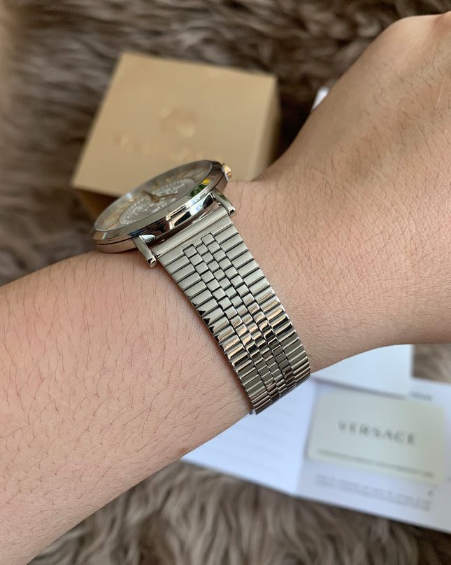 VERSACE V-ESSENTIAL VEK4005/21
Women's watch