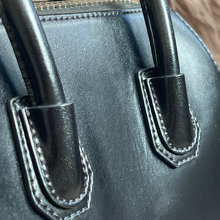 Preloved Authentic Givenchy Mini Antigona Bag Black Calf Leather