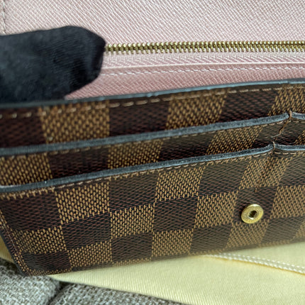 Preloved Authentic Louis Vuitton Sarah Wallet in Damier Ebene
