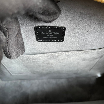 Preloved LOUIS VUITTON Voltaire Epi Leather Shoulder Bag