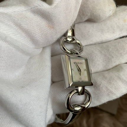 Gucci Tornavoni Women's Watch, 0.7 inch (18 mm), Quartz, White Pearl YA120517