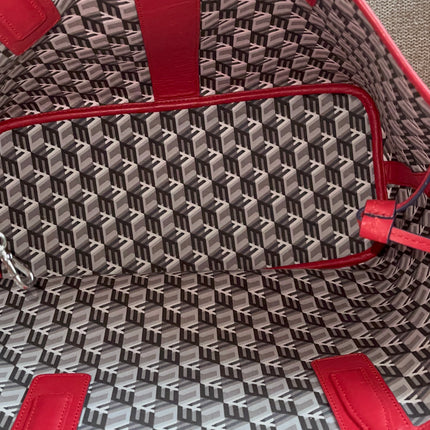 Preloved Authentic MCM Visetos Reversible Liz Shopper Tote – Ruby Red