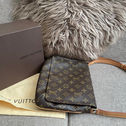 Preloved Authentic Louis Vuitton Musette Tango — Monogram Canvas