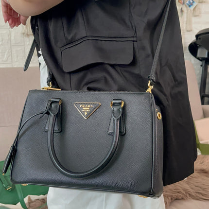 Preloved Authentic Small Prada Galleria Saffiano leather bag