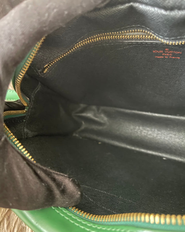 Preloved Authentic  Louis Vuitton Epi Trocadero 27