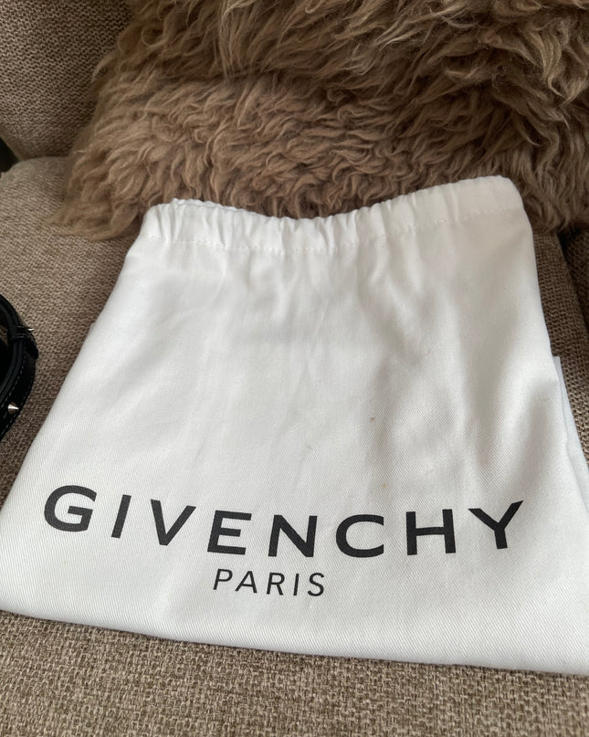 Preloved Authentic Givenchy Mini Antigona Bag Black Calf Leather