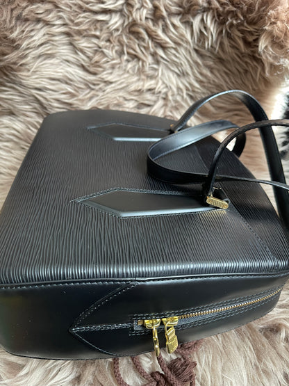 Preloved LOUIS VUITTON Voltaire Epi Leather Shoulder Bag