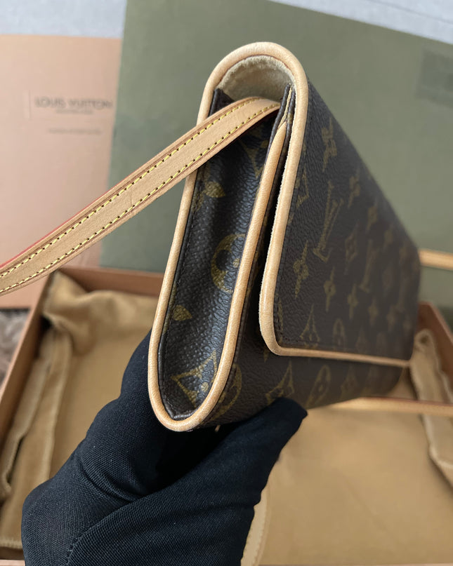 Preloved Authentic Louis Vuitton Monogram Pochette Twin PM cross body bag