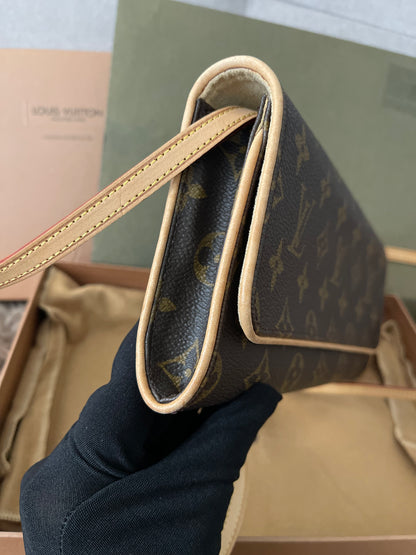 Preloved Authentic Louis Vuitton Monogram Pochette Twin PM cross body bag