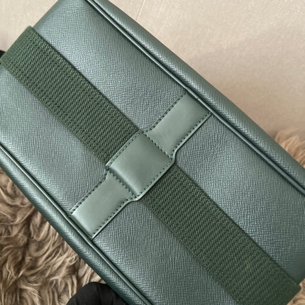 Preloved Authentic Louis Vuitton Green Taiga Leather Reporter PM Messenger Bag