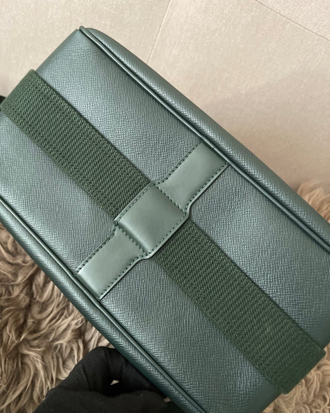Preloved Authentic Louis Vuitton Green Taiga Leather Reporter PM Messenger Bag