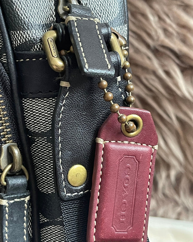 Preloved Authentic Coach Signature Varsity Stripe Flight Crossbody Bago