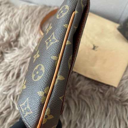 Preloved Authentic  Louis Vuitton Musette Tango Bundle