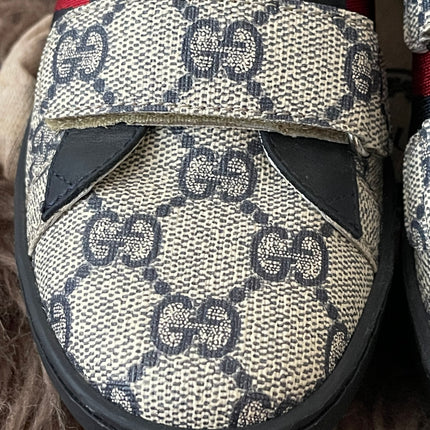 Preloved Authentic Gucci Kids Ace Sneakers (GG Supreme) sz 31