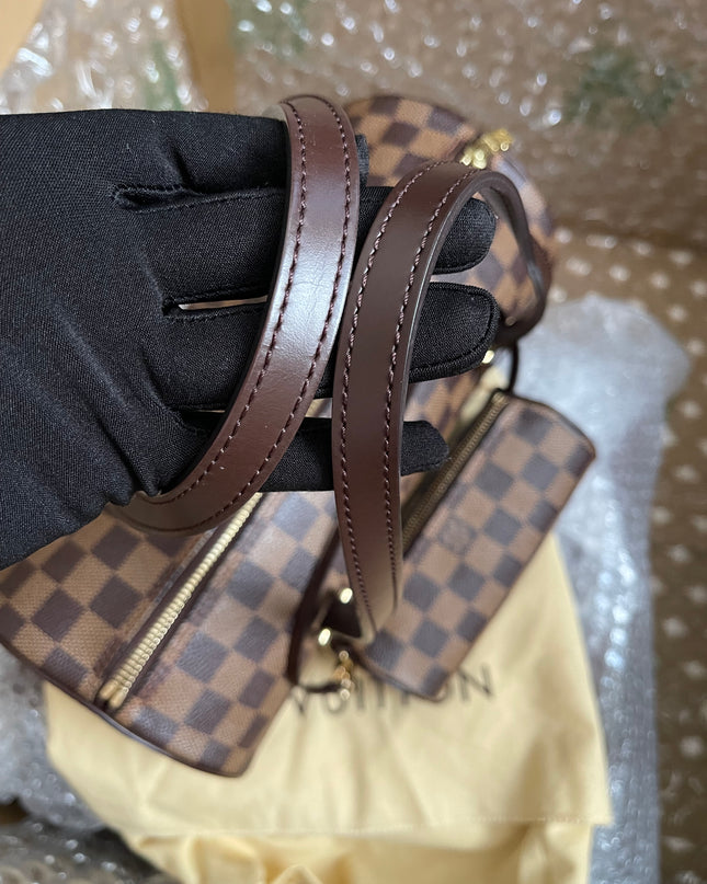 Prelove Louis Vuitton Pre-Owned
1990-2000s Papillon 30 w/provided strap
