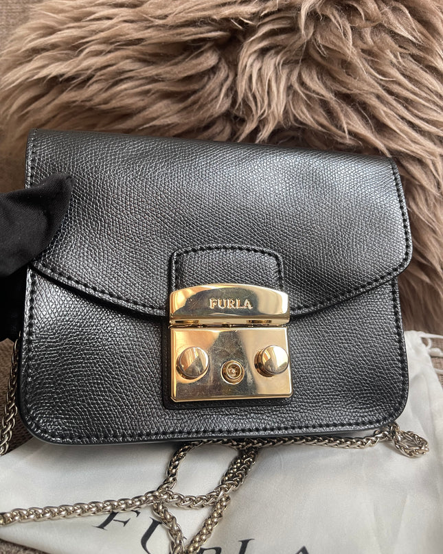 Preloved Authentic Furla Metropolis Mini Crossbody Bag Bicolor Black Fuchsia