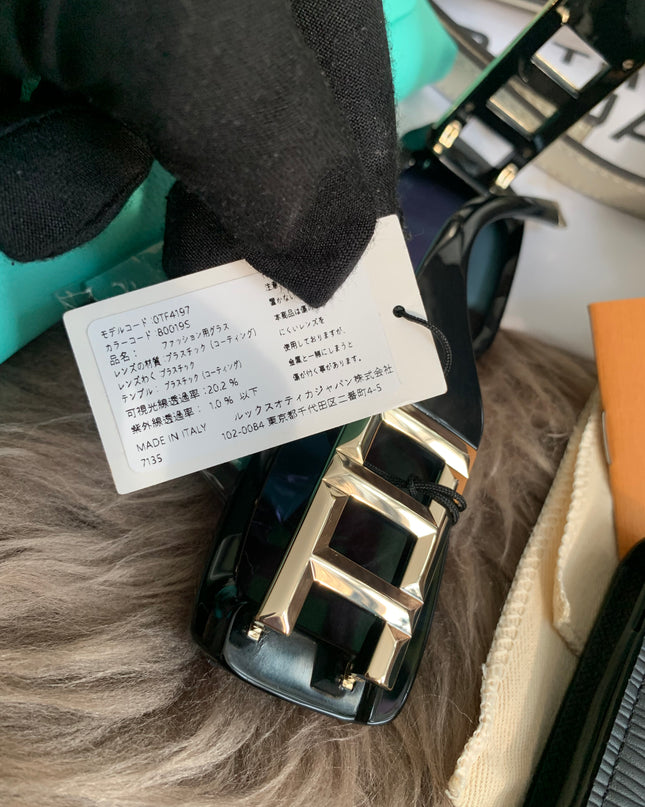 Tiffany & Co Sunglasses in Accetate Black