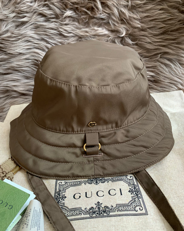 Gucci
Reversible GG & nylon bucket hat