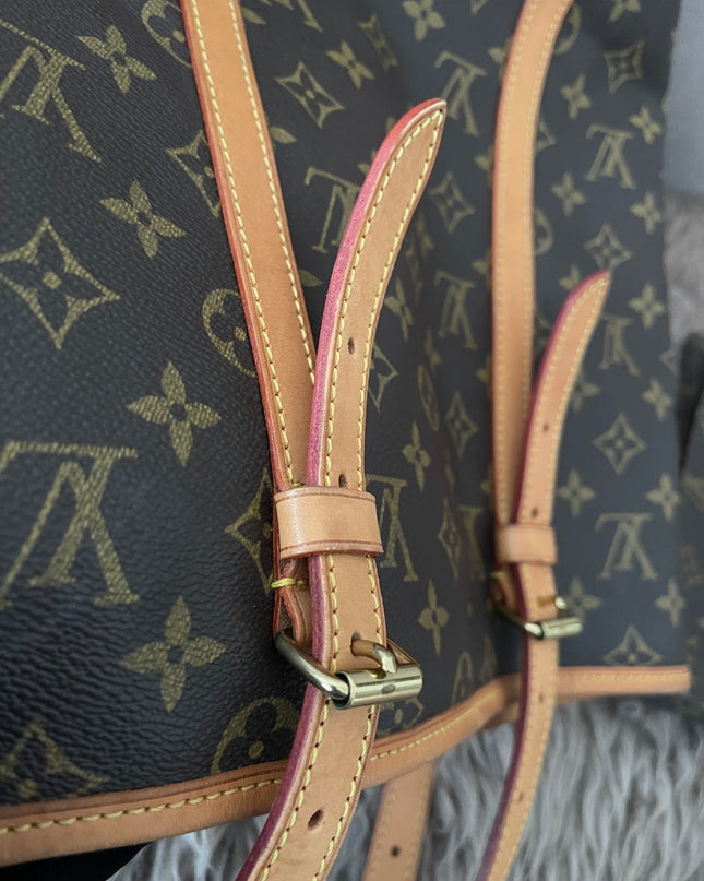 Preloved Authentic Rank B- Louis Vuitton Pre-Owned 2004 GM monogram bucket bag