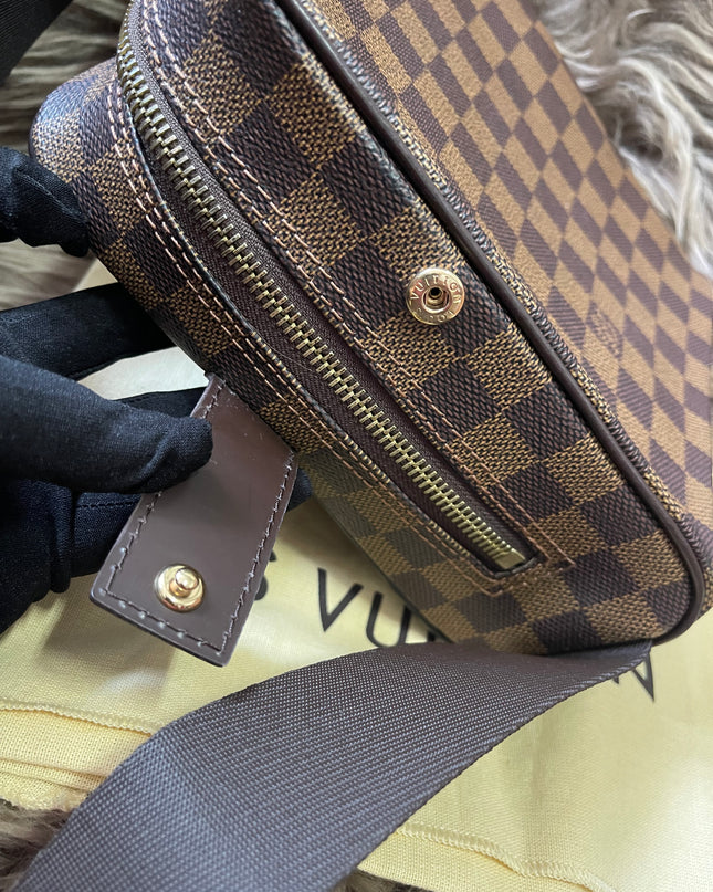 BIG DROP!! Preloved Louis Vuitton 2004 Olav PM shoulder bag