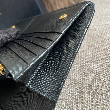 Preloved Authentic Prada Organizer Wallet — Saffiano Leather