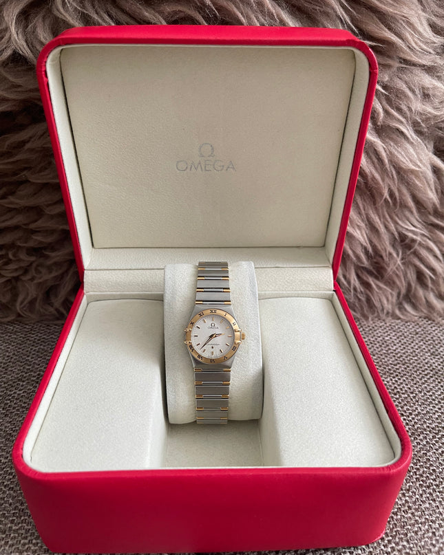 Preloved Authentic Omega Constellation 22.5 mm, Steel - Yellow Gold on Steel - Gold Full Bar
