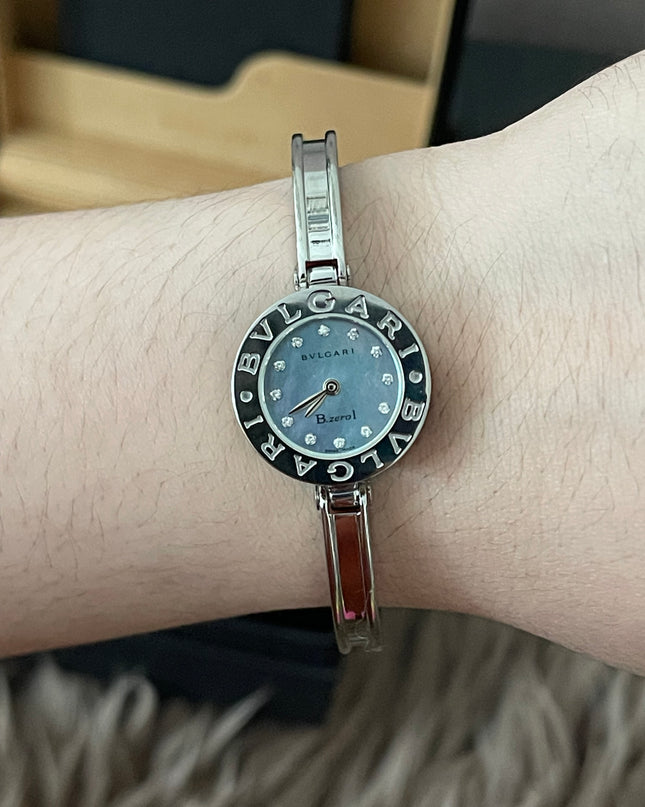 Preloved Authentic Bvlgari B.zero1 Watch 22mm stainless steel case, a blue mother-of-pearl dial with diamond