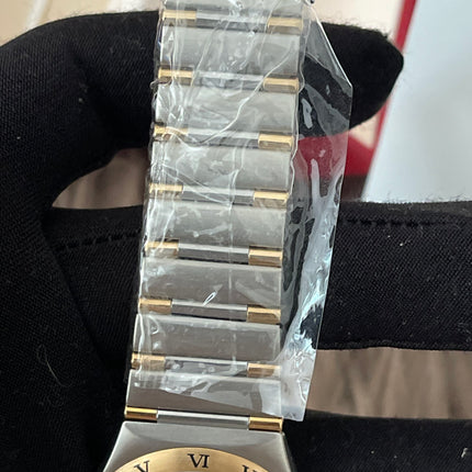 Preloved Authentic Omega Constellation 34mm/17cm, steel ‑ yellow gold on steel ‑ gold full bar