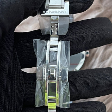 Preloved Authentic Rank N Burberry The City BU9001 stainless steel watch with a black dial.