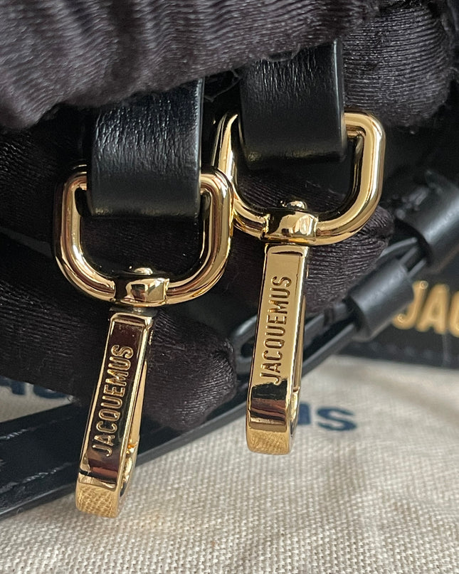 Preloved Authentic Jacquemus Le Chiquito Long – Black