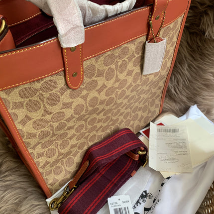 COACH Field Tote in Signature Canvas with Horse & Carriage Print