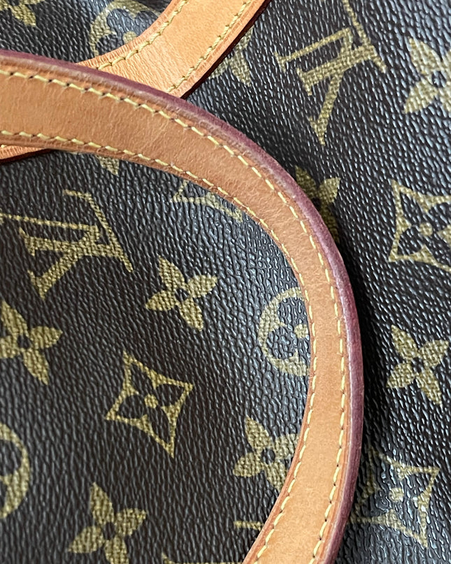 Preloved Authentic Rank B- Louis Vuitton Pre-Owned 2004 GM monogram bucket bag