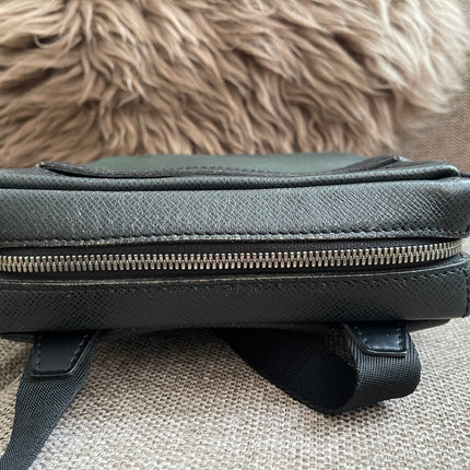 Preloved Authentic Louis Vuitton Taiga Leather Crossbody Bag – Épicéa Green, Silver Hardware