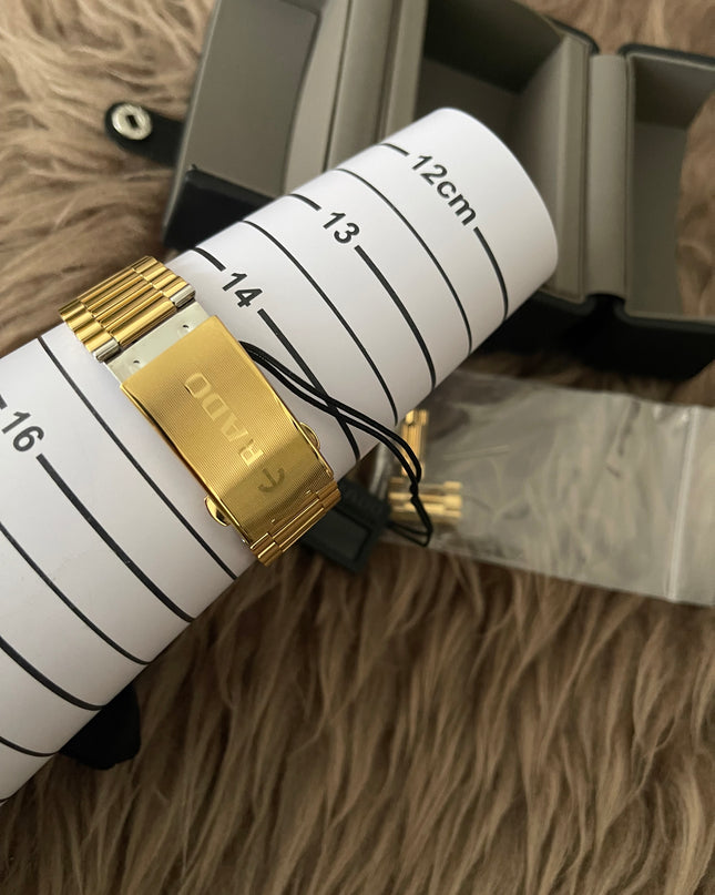 Preloved Authentic RADO
Men's Diastar Original Quartz