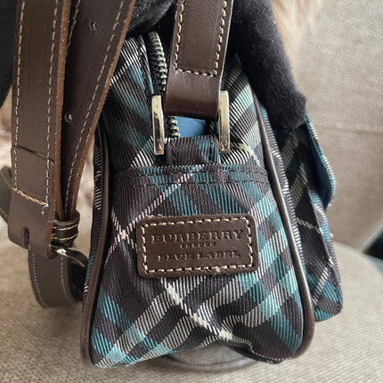 Preloved Authentic Burberry Nova Check Tartan Crossbody Camera Bag