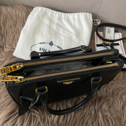 Preloved Authentic Small Prada Galleria Saffiano leather bag