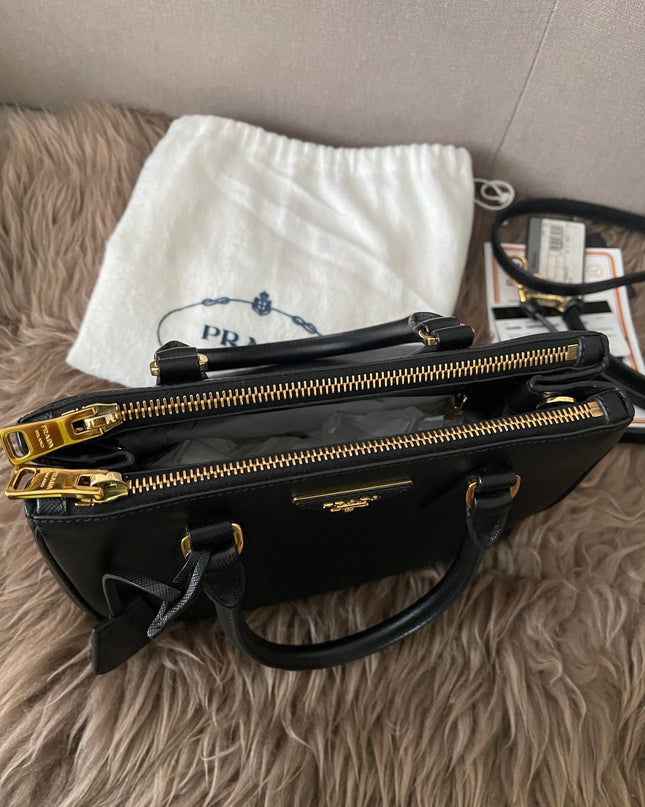Preloved Authentic Small Prada Galleria Saffiano leather bag