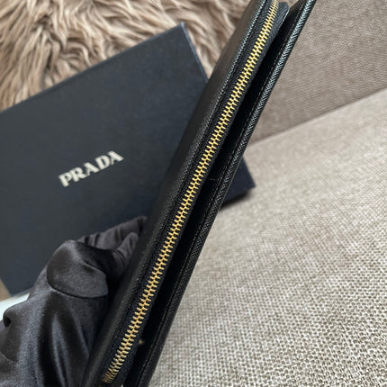 Preloved Authentic Prada Organizer Wallet — Saffiano Leather