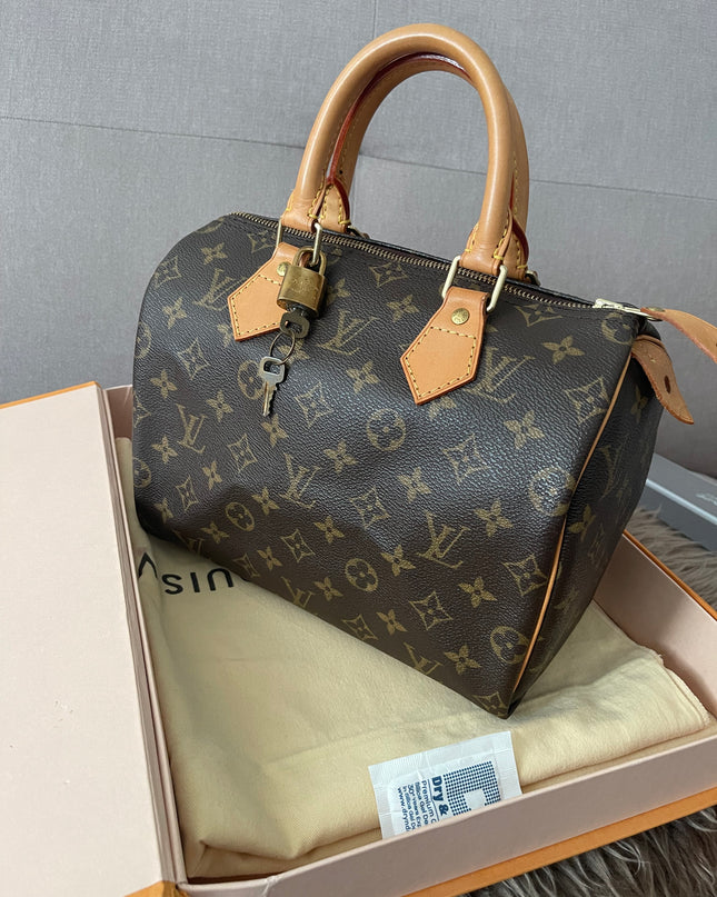 Preloved Authentic Louis Vuitton Speedy 25